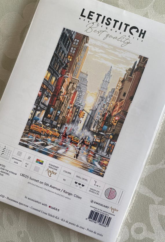 Letistitch / LETI L8025 Sunset on 5th Avenue / Cross Stitch