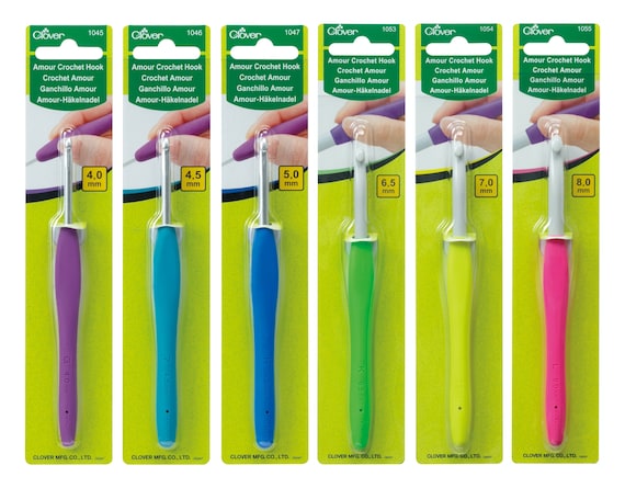 Clover Amour Crochet Hook Gift Set, W/neon Green/pink Case, Amour