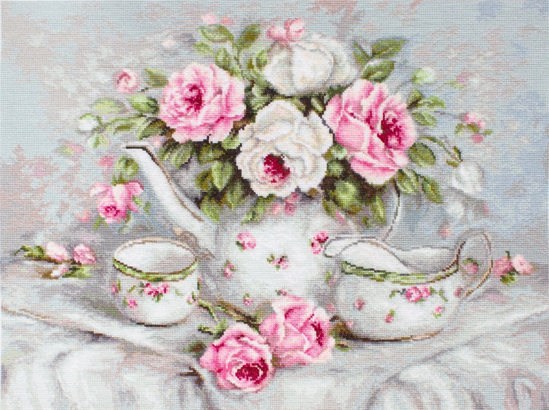 Luca-S BA2317 Trio /& Blooms Partnered with \u00a9Gail Elizabeth McCormack 48x35cm Cross Stitch Kit