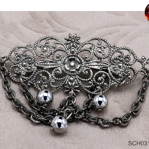 Filigree traditional costume brooch - made in Germany // SCH031546