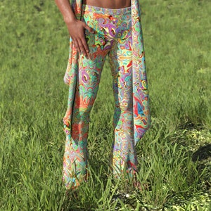 Hippie Vintage Pants, Nature Floral Man Pants, Male Flared Hippie Pants, Psychedelic Hippie Pants, Disco Hippie Pants, Hippie Pants For Men