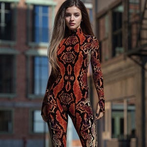 Roter Schlangen Print Catsuit: Halloween Kostüm, Ganzkörperanzug