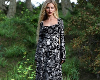 Witcher Halloween Costume: Occult Long Dress