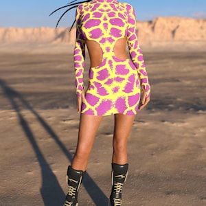 Rave Cutout Mini Dress: Sexy Printed Festival Outfit