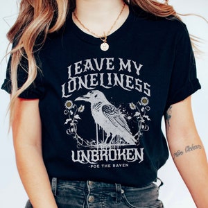 Poe Raven Shirt, Whimsigoth Raven Shirt, Raven Gothic shirt, Edgar Allan Poe Booklover tshirt, Dark Academia t-shirt, Raven Goblincore Shirt