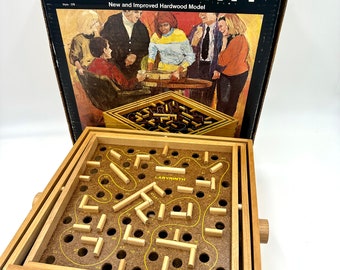 ZUKY - PINE WOODEN LABYRINTH GAME