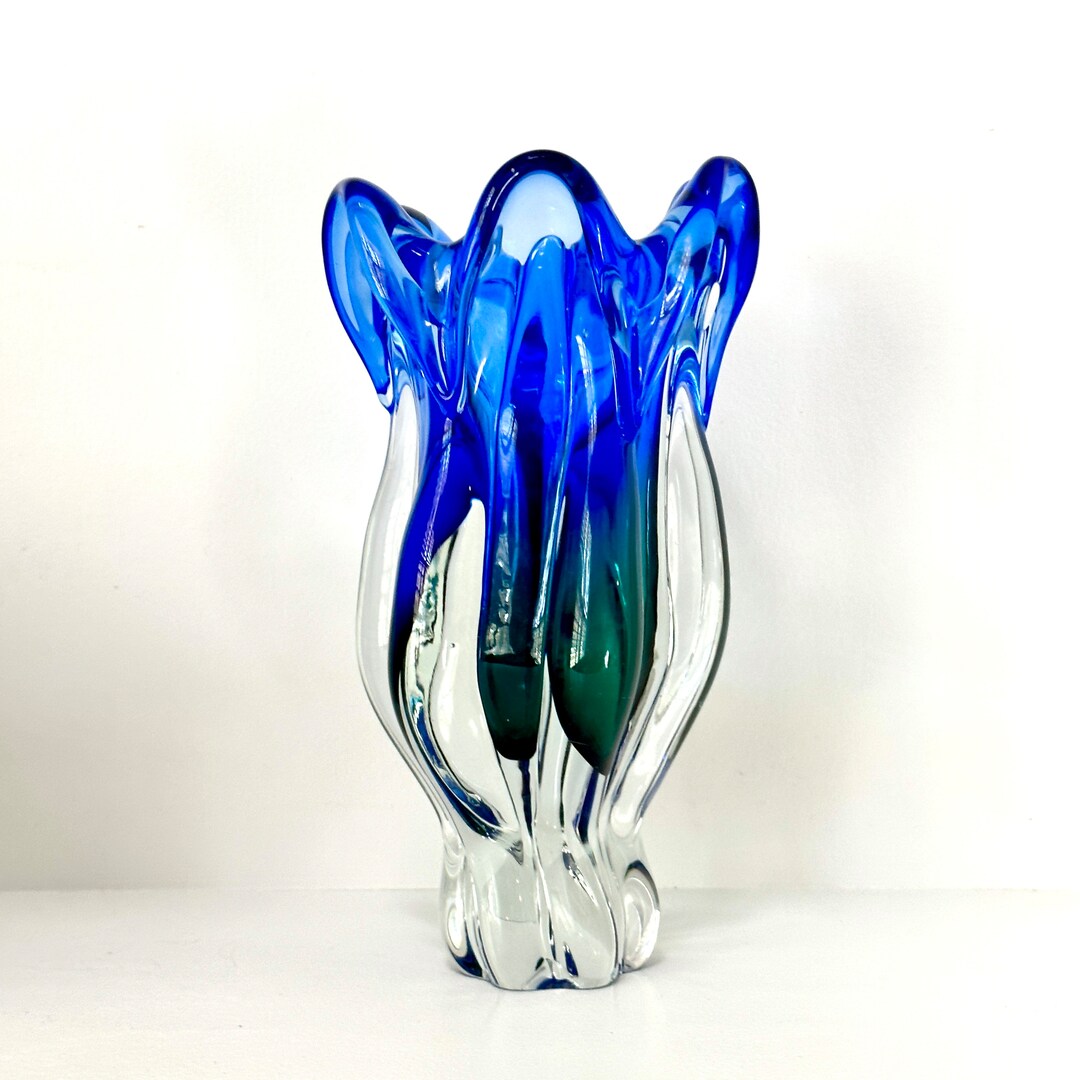 Hand Blown Tulip Glass Vase Vintage Royal Gallery Tricolor Scalloped