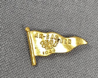 AK SAR BEN hat pin / lapel pin 1944