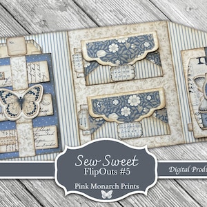 Könnte beinhalten: Ein dreifach gefaltetes Papierbastelprojekt mit blau-weißen Streifenmustern, Blumenmotiven und Vintage-Elementen. Das Design umfasst einen Schmetterlingsausschnitt, zwei gewellte Umschläge und eine Tasche mit Textetiketten. Der Text lautet Sew Sweet FlipOuts #5 Digital Product Pink Monarch Prints.