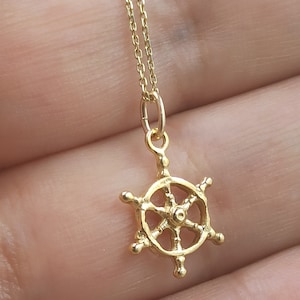 solid gold 14k, dainty ship steering wheel,Nautical Jewelry,necklace for gift,nautical necklace,ship steering wheel jewelry, steering wheel.