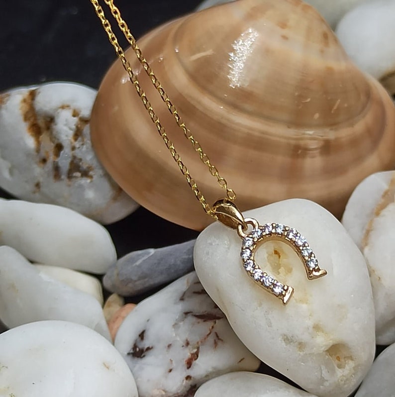 Necklace Good Luck solid gold 14k,Minimalist Necklace,Horseshoe Necklace,Lucky Horseshoe,Necklace for gift,luck charm,gift for friend