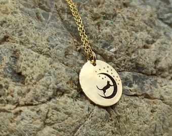 Cat Moon dainty solid gold Necklace,Personalized Cat Necklaces for Women,dainty gold Moon,Cat On the Moon for Women,Custom Engraved Name