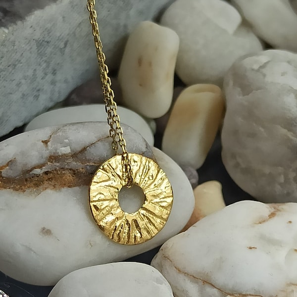 ketting zon massief 14k goud, ketting voor vrouwen, zon griekenland, sieraden ketting, griekse ketting, ketting voor cadeau, de zon is altijd bij je