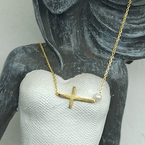 cross necklace,Solid Gold 14k Coin,dainty cross pearl necklace, Gold Necklace, Coin cross Necklace, Gold Coin Pendant,necklace for gift