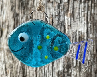 Fish glass pendant