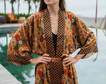 Boho Style Short Washable Silk Satin Robe - Short Silk Kimono Robe Gift for Girlfriend - Floral Silk Kimono Robe with Side Pockets