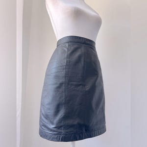 Vintage ‘80s Wilsons Genuine Leather Black Mini Skirt