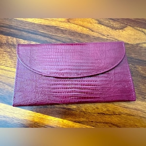 Cartera fina vintage Royalle Y2K de Prince Gardner en piel de cerdo auténtica color burdeos