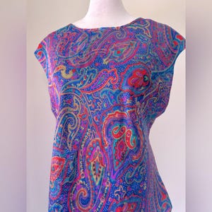 Vintage ‘90s Lucie Ann II Multicolored Paisley Print Sleeveless Blouse
