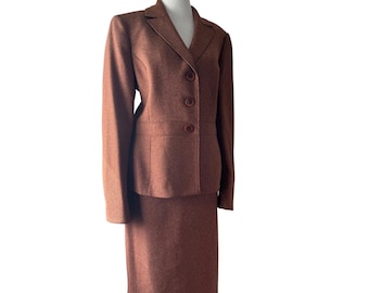 Vintage ‘00s Le Suit Mauve Single Breasted Blazer + Knee Length Skirt Suit
