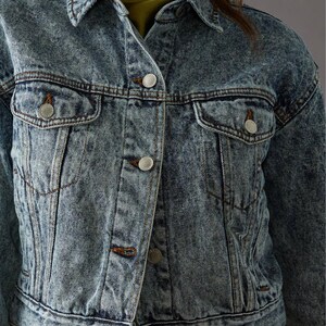 Anthropologie Aves Les Filles cropped denim truckerjack afbeelding 5