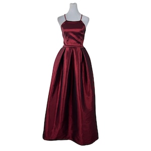 windsor burgundy dress Windsor Chandler Strapless Lace-Up Sequin Formal Dress in Plum | Size: L main image 1