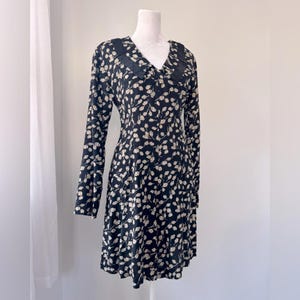 Vintage ‘90s Styleworks Black & Cream Floral Print Long Sleeve Knee Length Dress
