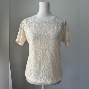 Vintage Y2K Bedford Fair Lifestyles Cream Lace Short Sleeve Blouse