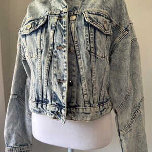 Anthropologie Aves Les Filles cropped denim truckerjack afbeelding 8