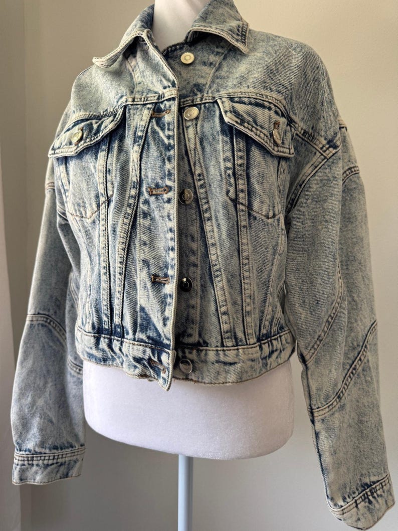 Anthropologie Aves Les Filles cropped denim truckerjack afbeelding 8