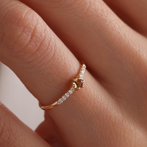 Solid Gold Citrine Ring / 14k Engagement Ring / Citrine Gemstone / Dainty Gold Ring/ Citrine Ring / November Birthstone / Stackable Ring