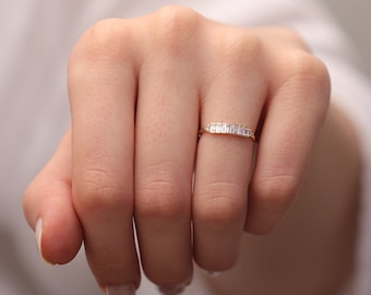 10k 14k 18k Baguette Diamond Wedding Ring /Handmade Seven Baguette Diamond Ring/Baguette Diamond Ring available in Gold,Rose Gold,White Gold