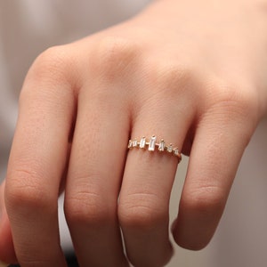 10k,14k,18k Seven Baguette Diamond Wedding Ring/Handmade Baguette Diamond Ring/Wedding Band/Engagement Band/Christmas Gift/Mothers Day Gift