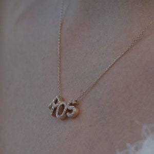 Colar com letras de diamante em ouro 14k e 18k / Colar com iniciais de diamante feito à mão / Colar com iniciais de ouro disponível em ouro, ouro rosa e ouro branco