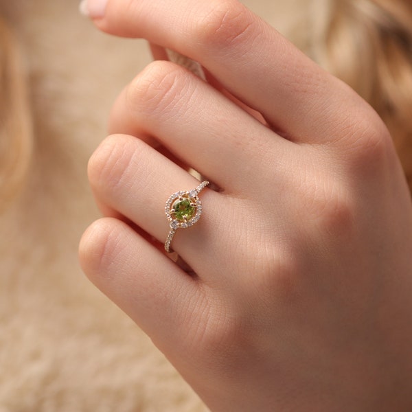 14k & 18k Gold Genuine Peridot with Diamond Ring / August Birthstone / Gold Green Peridot Ring Available in Gold, Rose Gold, White Gold