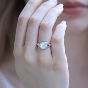 10k 14k 18k Gold Engraved Signet Diamond Ring / Handmade Signet Diamond Ring / Gold Signet Ring / Christmas Gift / Mothers Day Gift