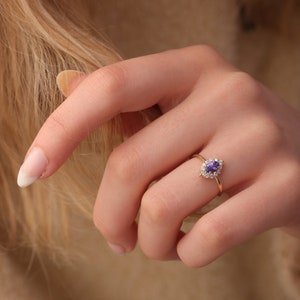 10k 14k & 18k Gold Purple Sapphire Diamond Ring/Handmade Purple Sapphire Ring/Gold Minimalist Ring Available in Gold, Rose Gold, White Gold
