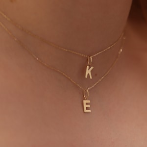Colar de letras de ouro 14k 18k / Colar inicial feito à mão / Colar inicial de ouro disponível em ouro, ouro rosa e ouro branco