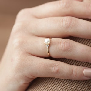 14k & 18k Gold Natural Pearl Ring With Diamond / Handmade Gold Genuine Pearl Ring / Gold Pearl Ring / Christmas Gift / Mothers Day Gift