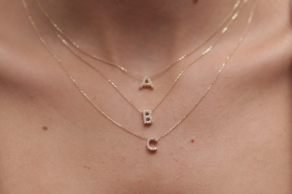 Name & Initial Necklace 14K White Gold 18
