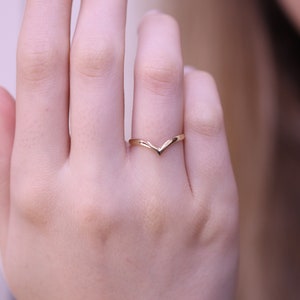 14k & 18k Gold Chevron Ring / Handmade Gold Flat Chevron Ring / Minimalist Ring / Gold V Ring Available in Gold, Rose Gold, White Gold