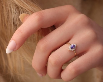 10k 14k & 18k Gold Purple Sapphire Diamond Ring/Handmade Purple Sapphire Ring/Gold Minimalist Ring Available in Gold, Rose Gold, White Gold