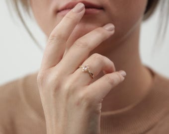 14k & 18k Oval Natural Morganite Ring / Handmade Morganite With Diamond Ring / Minimalist Ring Available in Gold, Rose Gold, White Gold