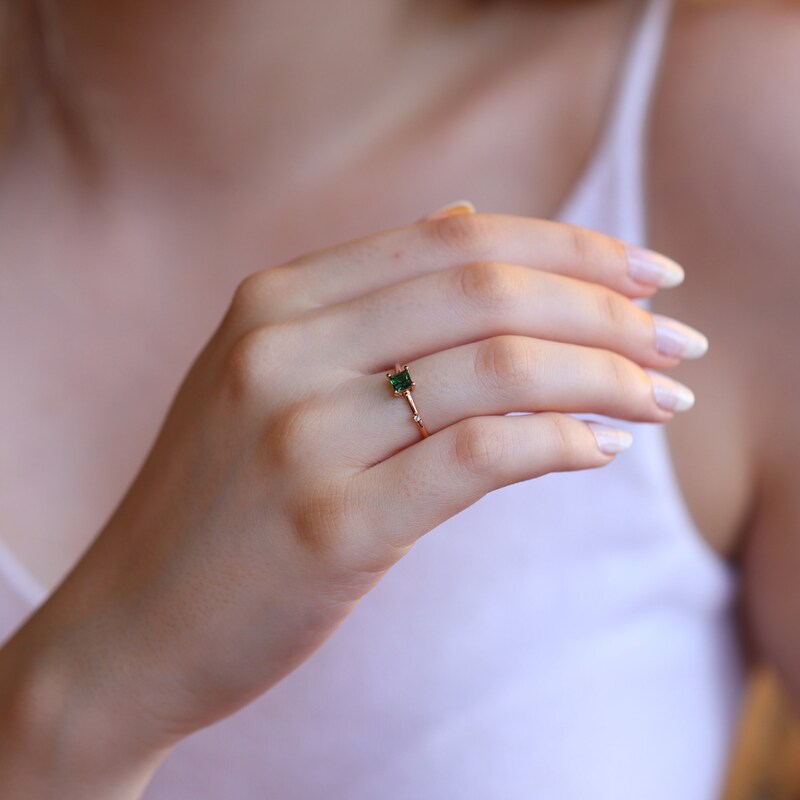 Emerald Gold Ring - Etsy
