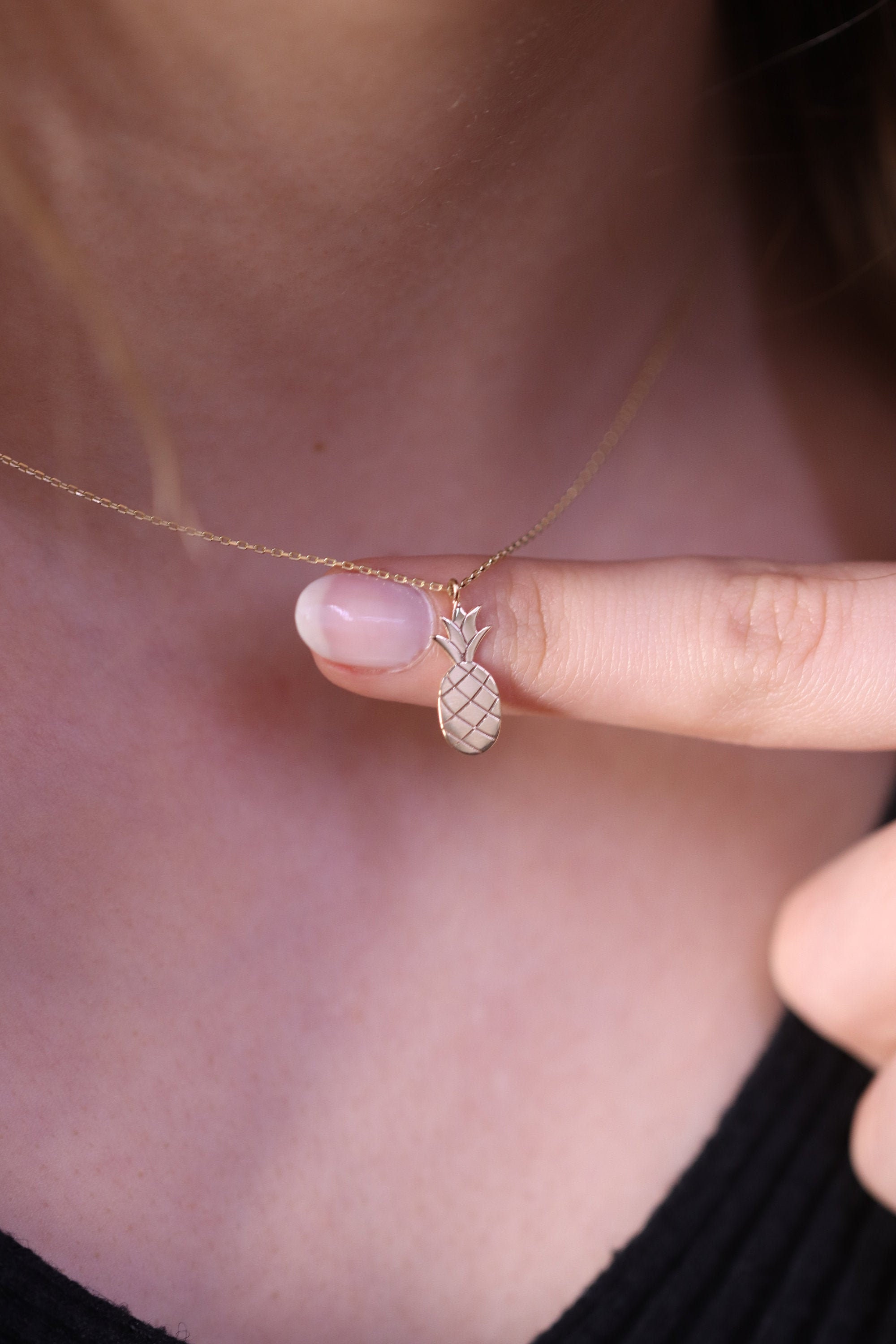 Solid gold pineapple best sale necklace