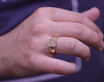 14k & 18k goud gegraveerde Signet Ring voor mannen en vrouwen/handgemaakte Signet Ring/Gold Signet Ring/Kerstcadeau/beste cadeau voor man-vriendje