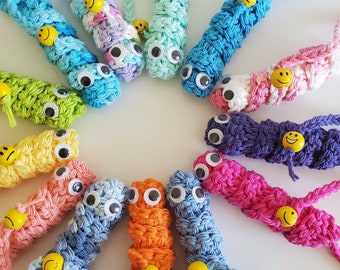 Bookmark for Kids & Adults, Funny Teacher Gift, Book Lovers Gift, Unique Gift, Crochet Handmade, Bookworm, Worm Book Mark, With Emoji Bead