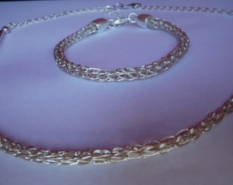 Set Halskette und Armband in Wikingertechnick gestrickt
