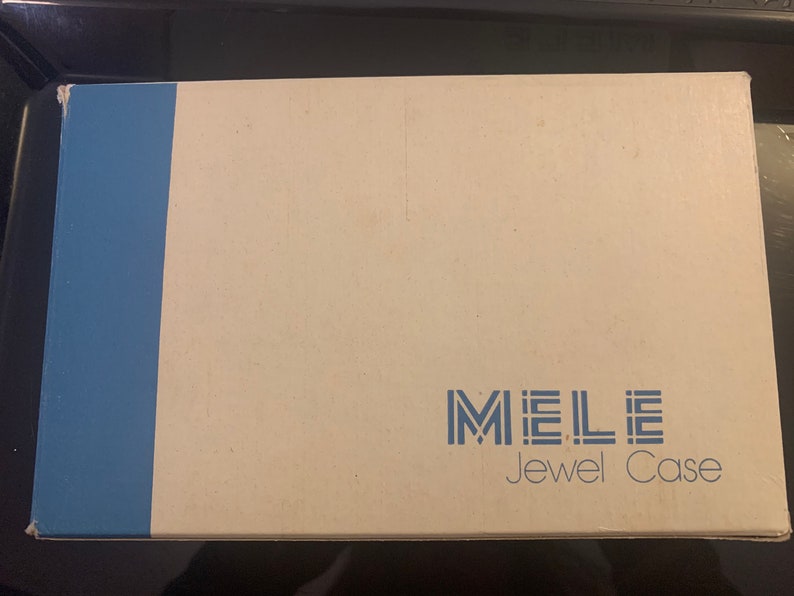 Mele Stick Pin Jewelry Case