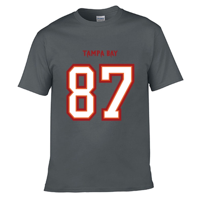 gronkowski buccaneers t shirt